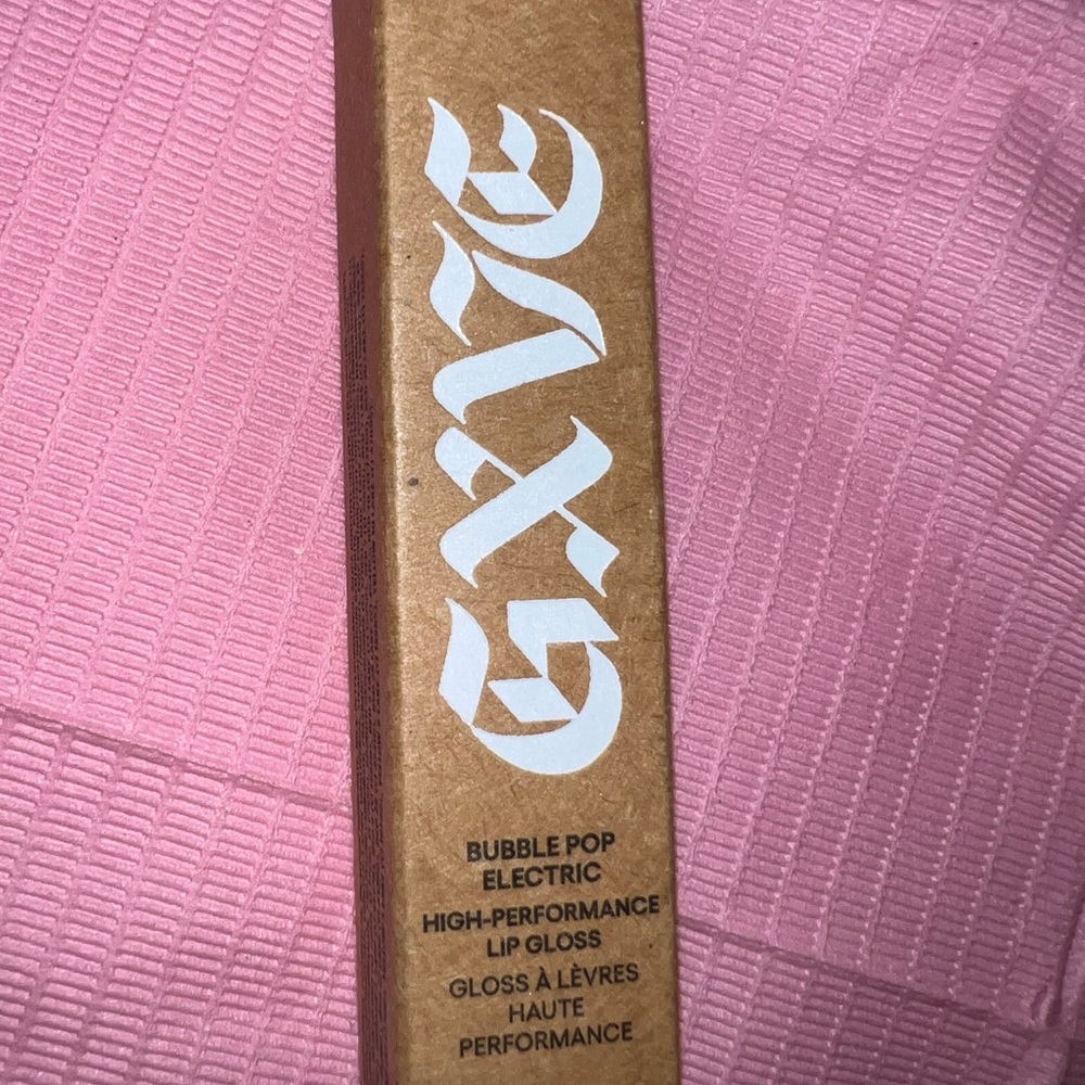 GXVE Bubble Pop Electric Lip Gloss